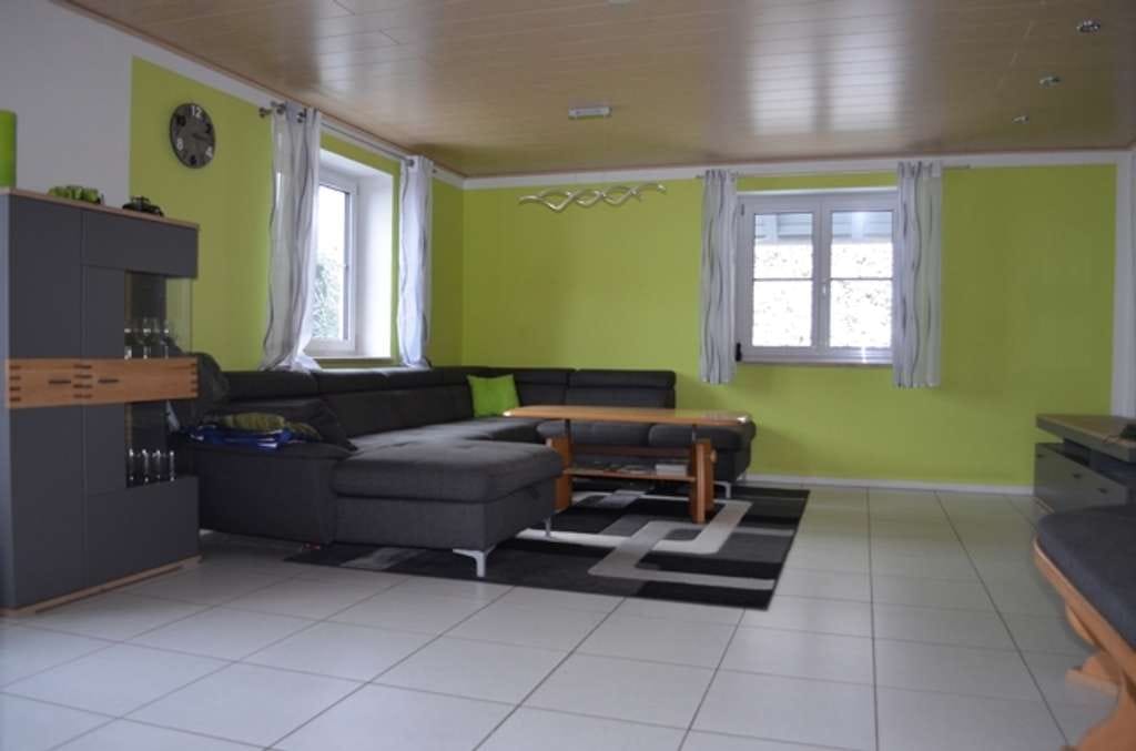 Immobilie in Finning - Großzügiges, familienfreundliches Einfamilienhaus -
mit viel Potenzial und Raum für Ideen - Bild 4
