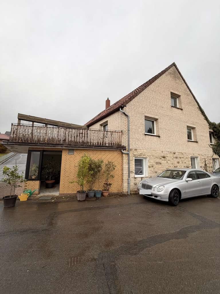 Immobilie in Coppenbrügge - Leerstehendes saniertes 3-Familienhaus + Gewerbeeinheit! Über 10% Rendite p. a. möglich - Bild 2