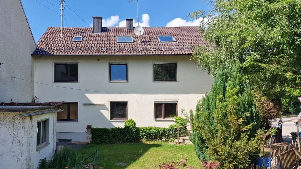 Immobilie in Pöttmes - Ehemaliges landwirtschaftliches Anwesen mit vielseitigen Nutzungsmöglichkeiten - Bild 1