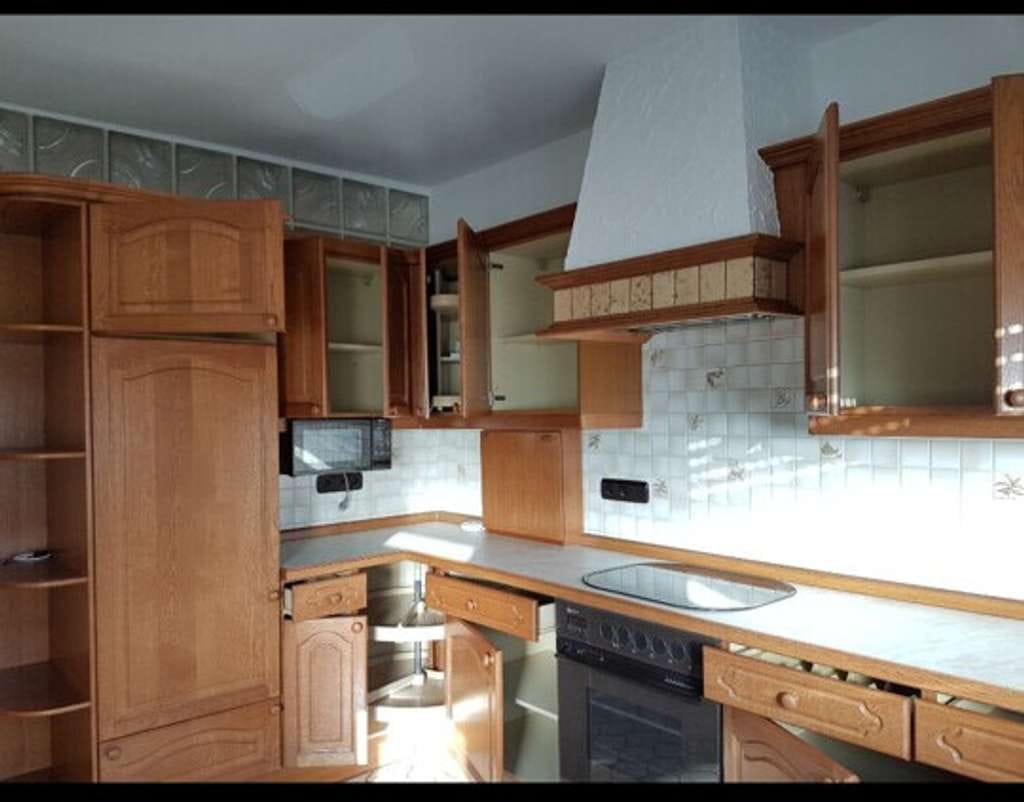 Immobilie in Gundelsheim - SCHÖNE WOHNUNG MIT ZWEI BALKONE UND GARAGE - Bild 3