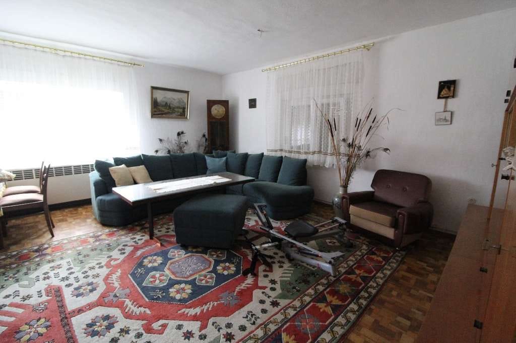 Immobilie in Limbach-Oberfrohna - Platz für Ihr Projekt - Mehrgenerationenhaus, Tierhaltung, Wohnen und Arbeiten zu Hause  - Bild 4