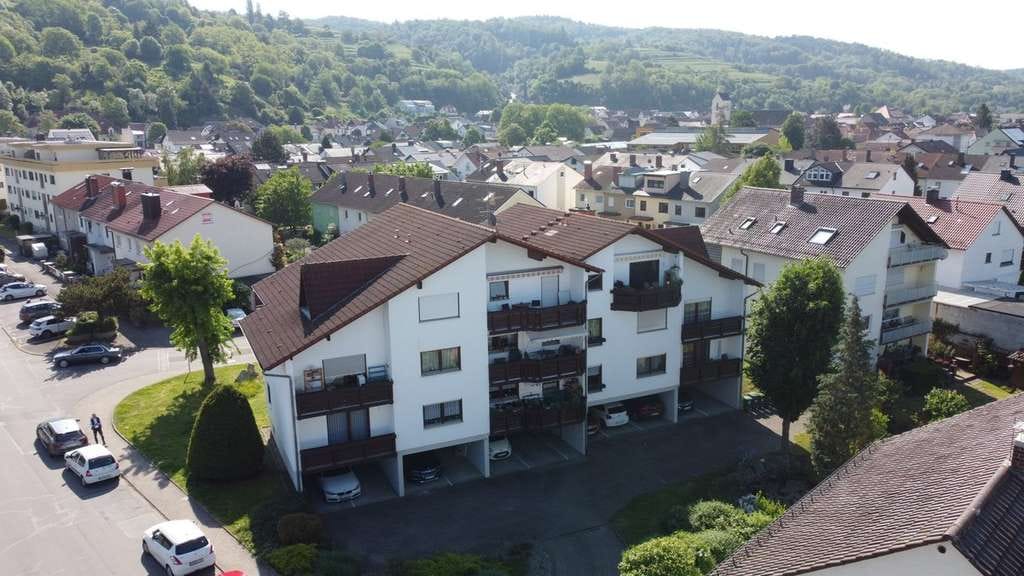 Immobilie in Hemsbach - .... mit Laminat, Pkw-Stellplatz und 2 Balkonen - Bild 0