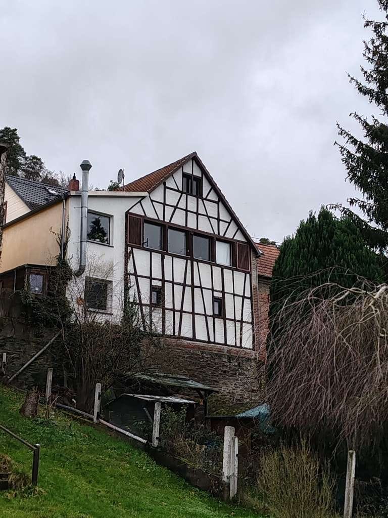 Immobilie in Aarbergen - Zwei separate Häuser - Bild 2