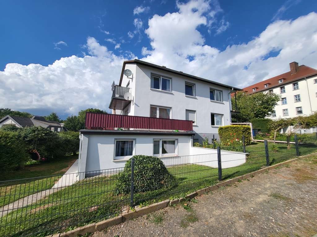 Immobilie in Zweibrücken - Ansprechend modernisiertes Dreifamilienhaus (Erbbaurecht) - Bild 1