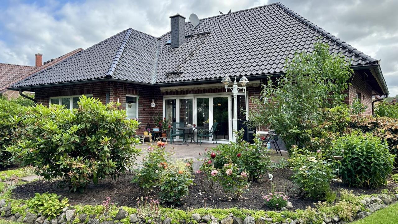 Immobilie in Neustadt-Glewe - TRAUMHAUS FÜR DIE GANZE FAMILIE - Bild 0