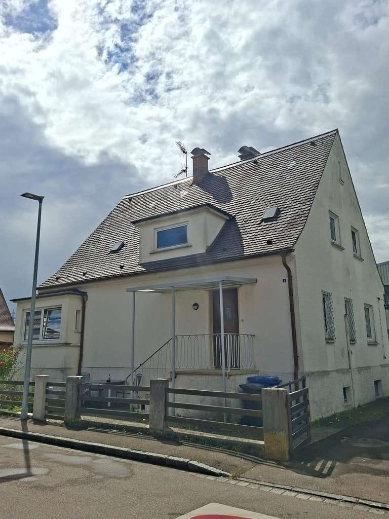 Immobilie in Lauingen (Donau) - Vielseitiges Potenzial - Freistehendes EFH in Lauingen - Bild 0