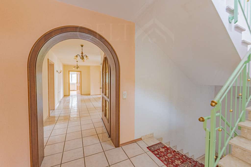 Immobilie in Künzing - Ein Haus zum Verlieben – stilvoll, großzügig, einzigartig in Künzing - Bild 1