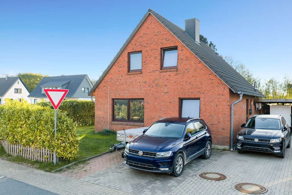 Immobilie in Süderbrarup - Charmantes Rotklinkerhaus – VERMIETET, gepflegt und mit Entwicklungspotenzial - Bild 1