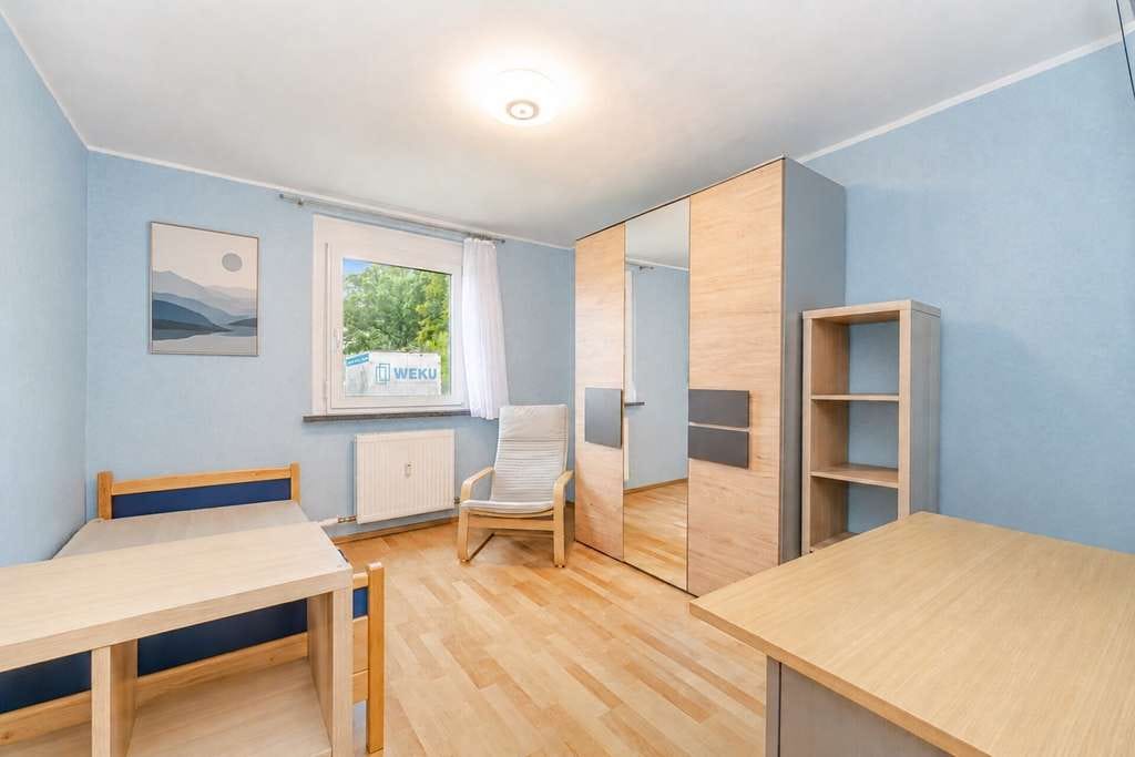 Immobilie in Emmering - Familienfreundliche 4-Zimmer-Wohnung mit Balkon und durchdachtem Wohnkonzept - Bild 3
