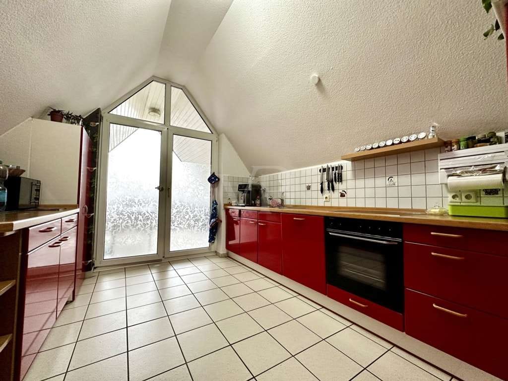 Immobilie in Meppen - Schöne und helle Dachgeschosswohnung mit Blick über Meppen/ Esterfeld - Bild 3