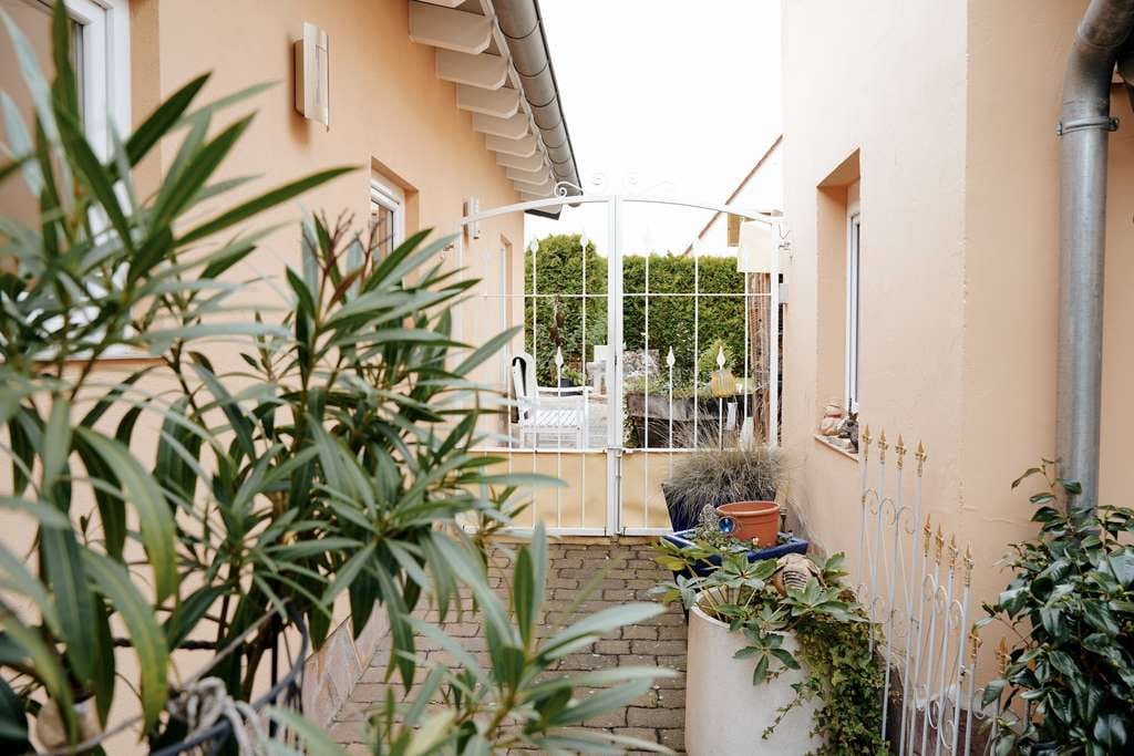 Immobilie in Flörsheim-Dalsheim - Großzügiges Einfamilienhaus mit Garten - Bild 4