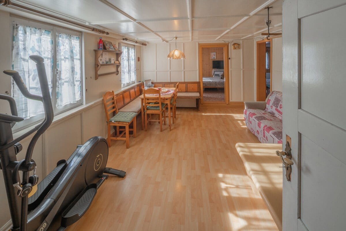 Immobilie in Niedereschach - Das moderne Bauernhaus mit Stil - hier hat das dolce vita ein neues rusitkales Zuhause, mit viel Charme - Bild 4