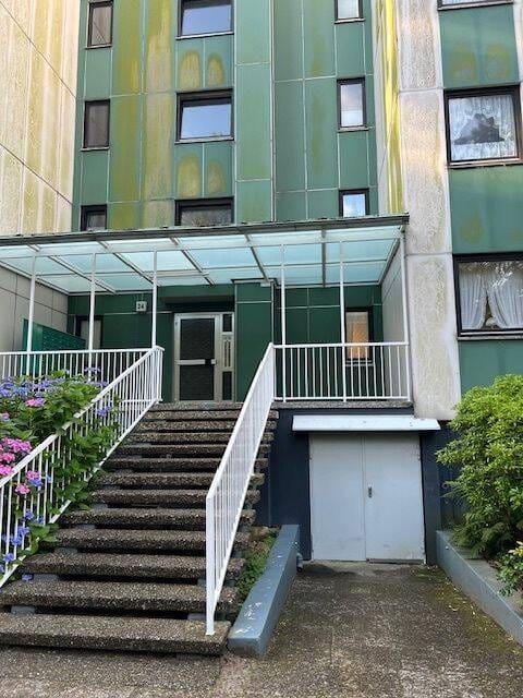 Immobilie in Hamburg - Vermietete Wohnung mit Stellplatz im grünen Ochsenzoll - Bild 1