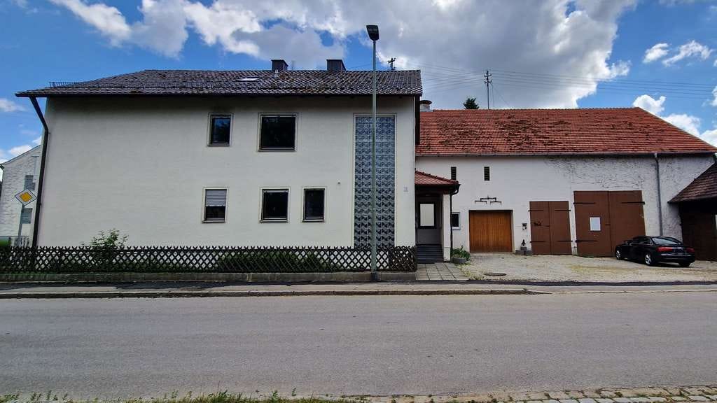 Immobilie in Pöttmes - Ehemaliges landwirtschaftliches Anwesen mit vielseitigen Nutzungsmöglichkeiten - Bild 4