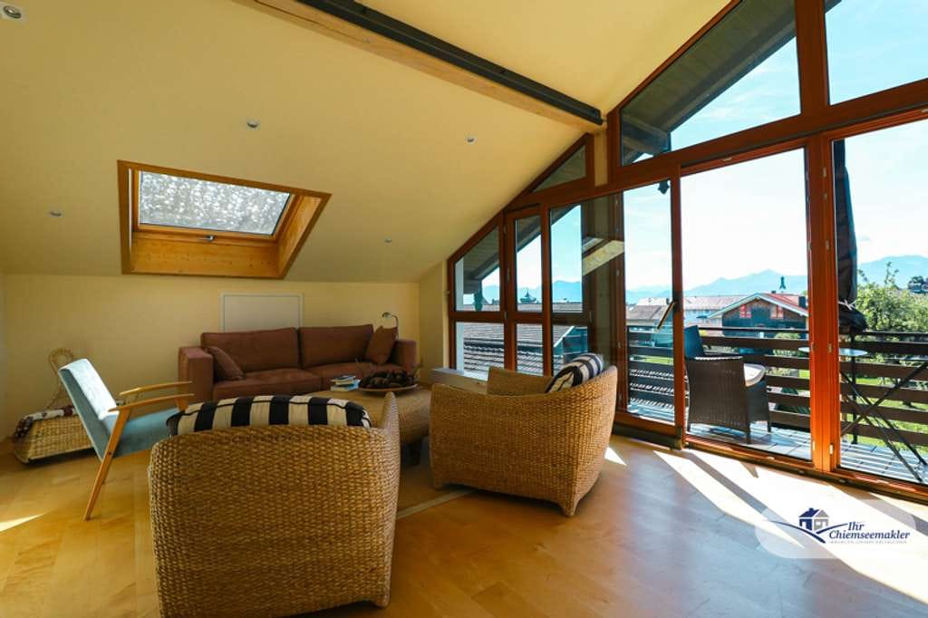 Immobilie in Rimsting - Exklusives Appartement mit Panorama-Blick über See und Berge - Bild 1