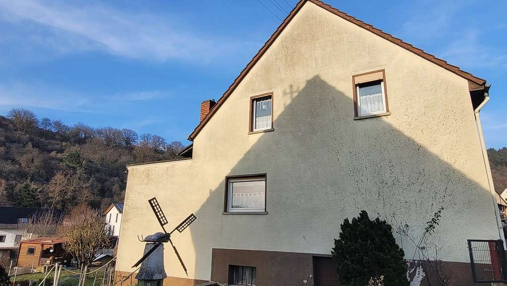 Immobilie in Bärenbach - Einfamilienhaus mit Garten - Bild 3