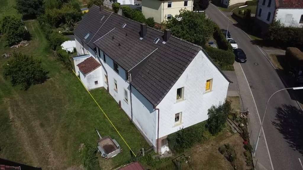Immobilie in Pirmasens - +++ Großzügiges Ein- bis Zweifamilienhaus mit sonnigem Garten, Garage und Nebengebäude in bevorzu... - Bild 3
