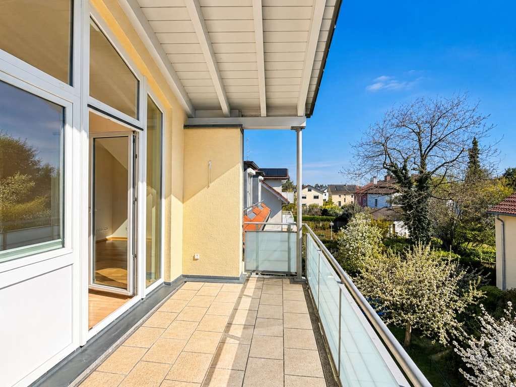 Immobilie in Grasbrunn - Sofort bezugsfrei: Helle 2-Zimmer-Eigentumswohnung mit großem Südbalkon in Grasbrunn-Neukeferloh! - Bild 0