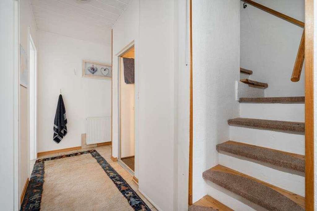 Immobilie in Westerholt - Westerholt: Großzügiges Wohnhaus mit Garage und großem Grundstück in Nenndorf! - Bild 4