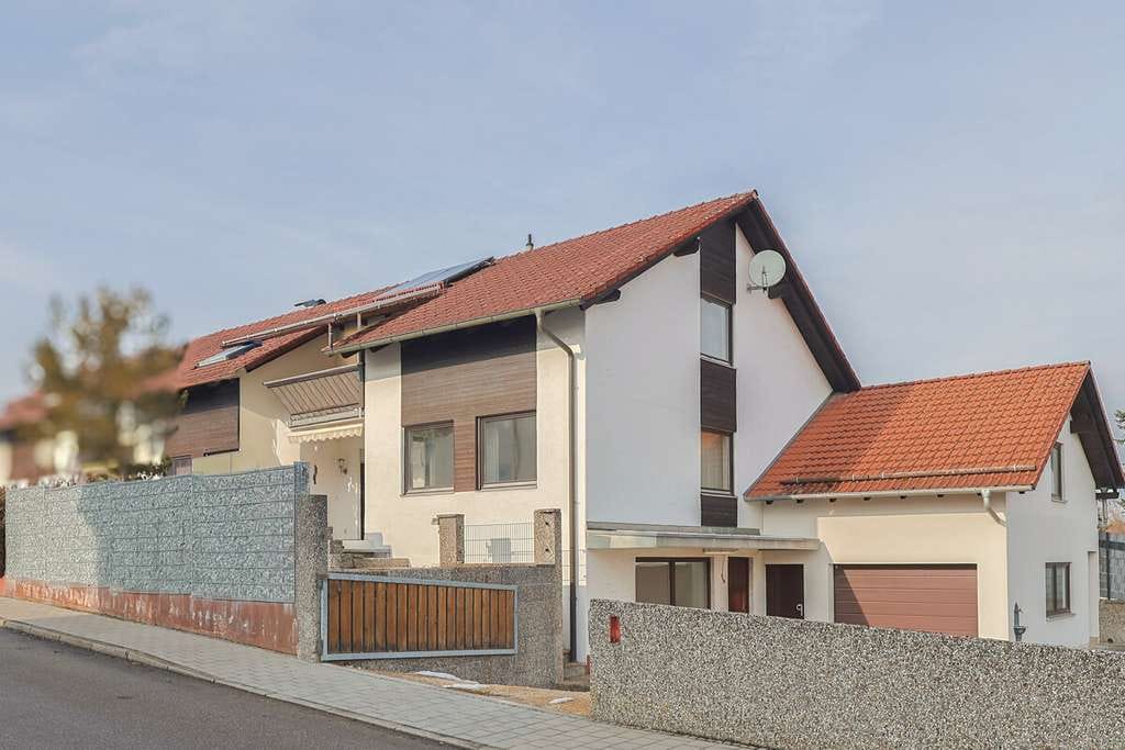 Immobilie in Wettstetten - Handwerker gesucht - Reihenendhaus in Wettstetten mit großem Entwicklungspotenzial! - Bild 0