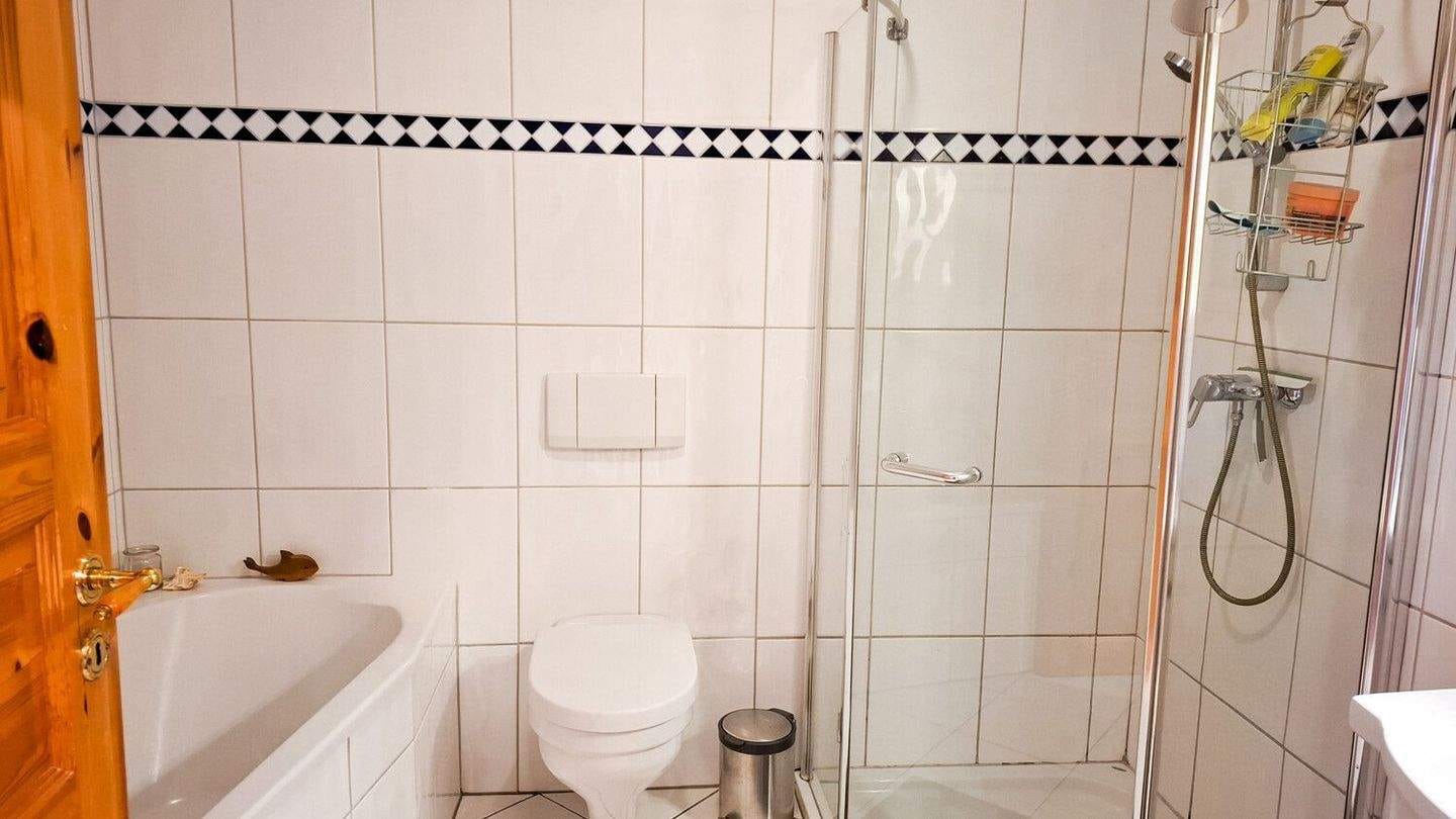 Immobilie in Osterrönfeld - Gepflegte Erdgeschosswohnung mit schönem Garten in Top-Wohnlage - Bild 1
