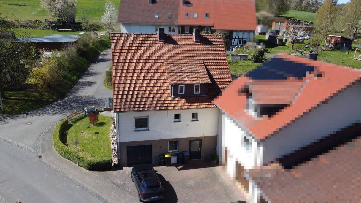 Immobilie in Grebenau - Ein Ort zum Ankommen und Durchatmen - liebevolles Einfamilienhaus in idyllischer Dorfruhe von Grebenau-Reimenrod - Bild 2