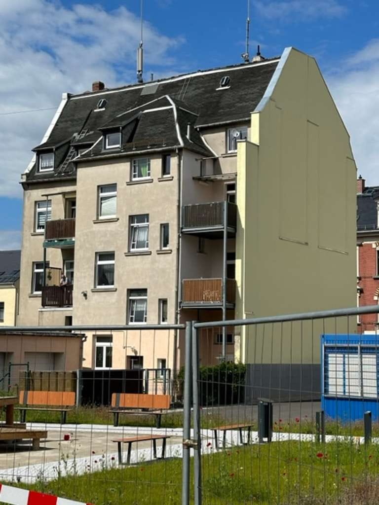 Immobilie in Lengenfeld - Altersbedingt verhandelbar ! Renditestarkes Wohn-und Geschäftshaus mit 15 Zimmern in Lengenfeld - Bild 4