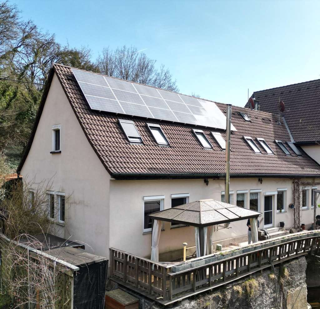 Immobilie in Murrhardt - +++++Großes Haus mit Einliegerwohnung in idylischer Lage! - Bild 1