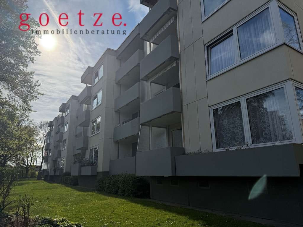Immobilie in Laatzen - Helle 4-Zimmer-Wohnung in ruhiger Lage mit Balkon in Laatzen!  - Bild 0