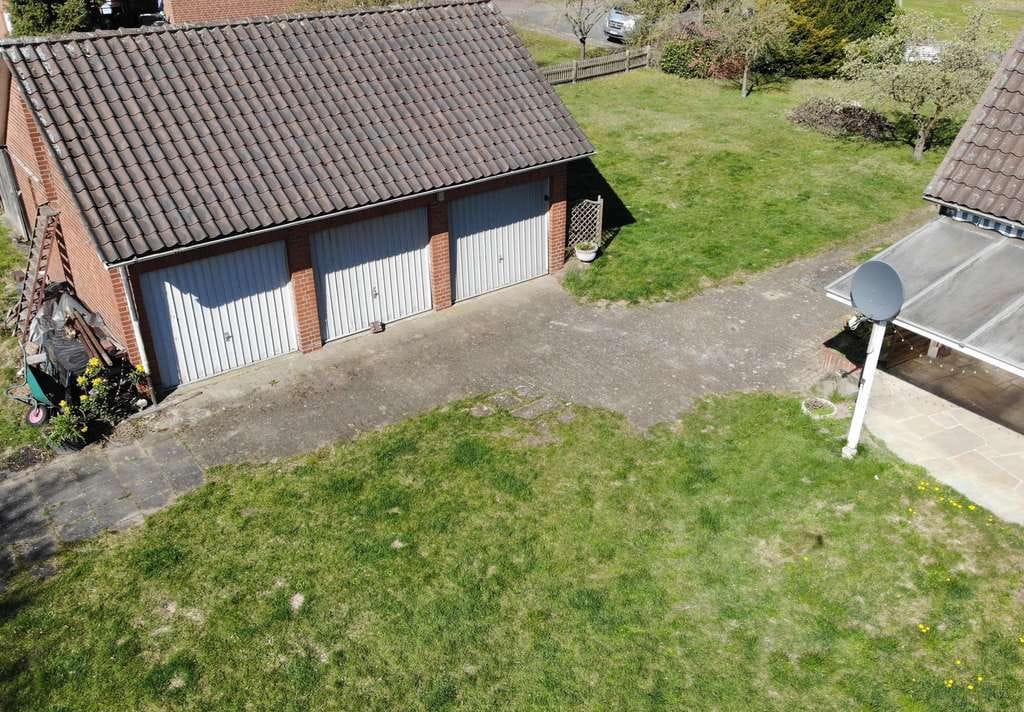 Immobilie in Liebenau - Viel Platz für die große Familie! 160 m² Wfl. 1907 m² Grundstück, 4 Garagen in ruhiger Lage! - Bild 4