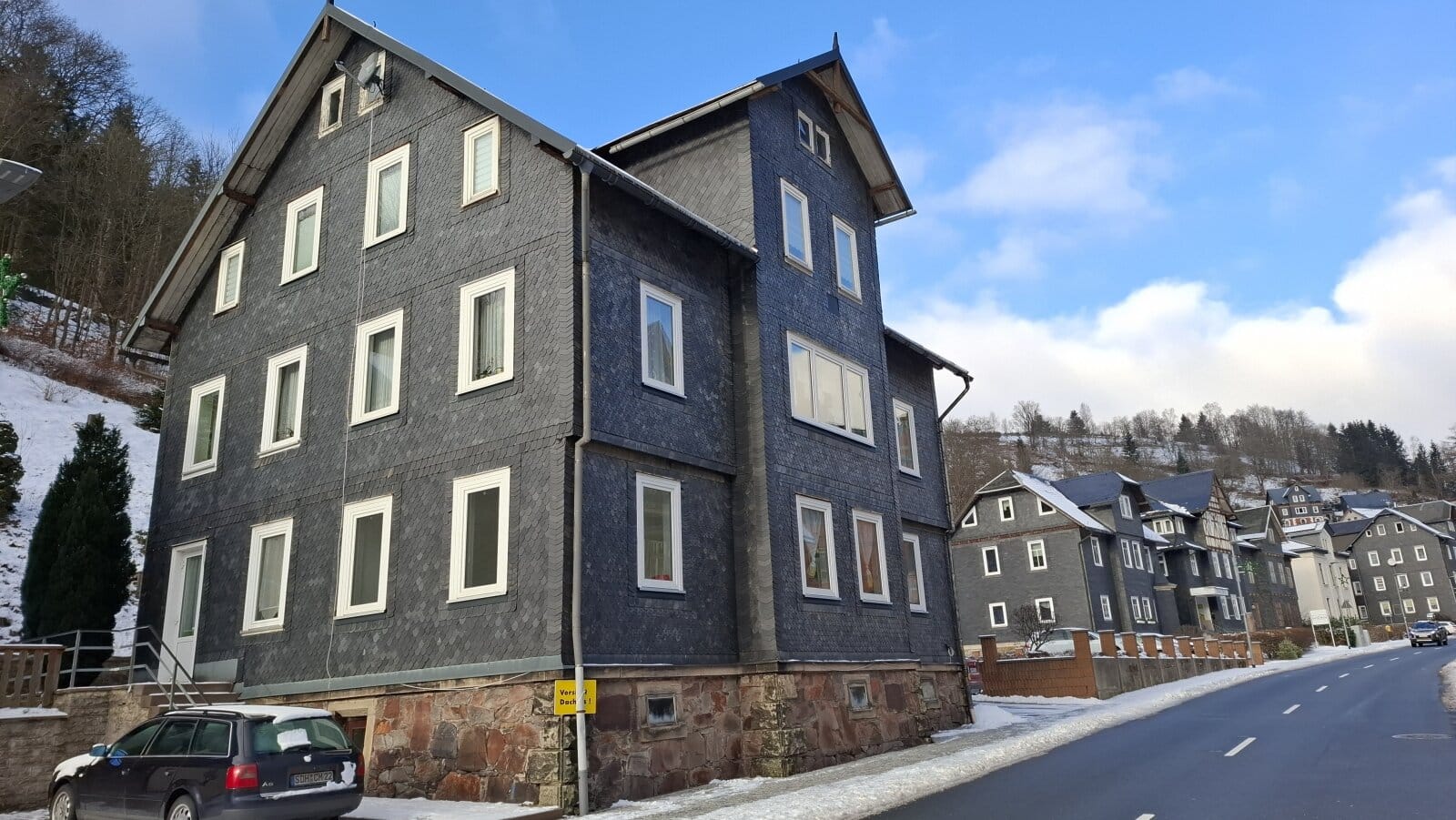 Immobilie in Neuhaus am Rennweg - Mehrfamilienaus in Lauscha - Bild 1