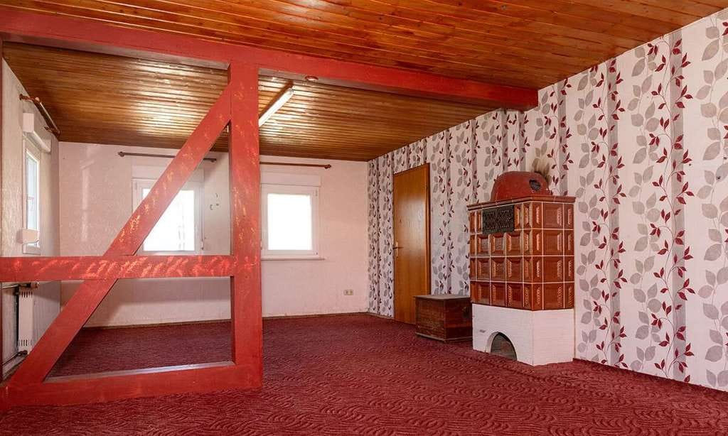 Immobilie in Neunkirchen - Viel Platz für Ideen! Zweifamilienhaus mit Scheune und großem Garten - Bild 2