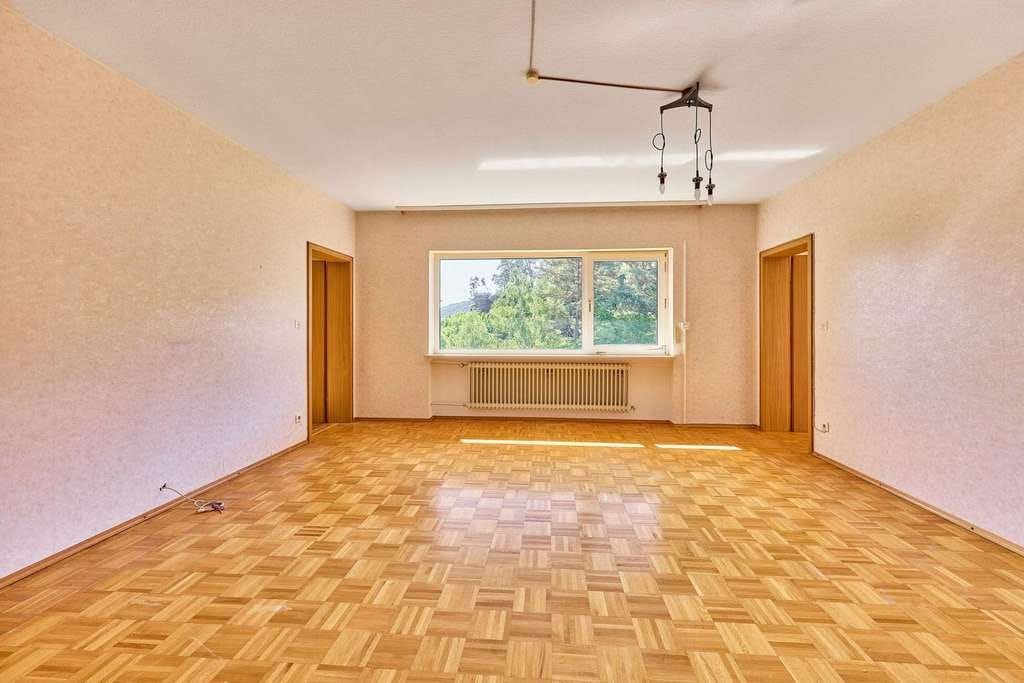 Immobilie in Hauenstein - Gepflegt, großzügig, naturnah: Ihr Familienparadies mit Aussicht in Hauenstein - Bild 4