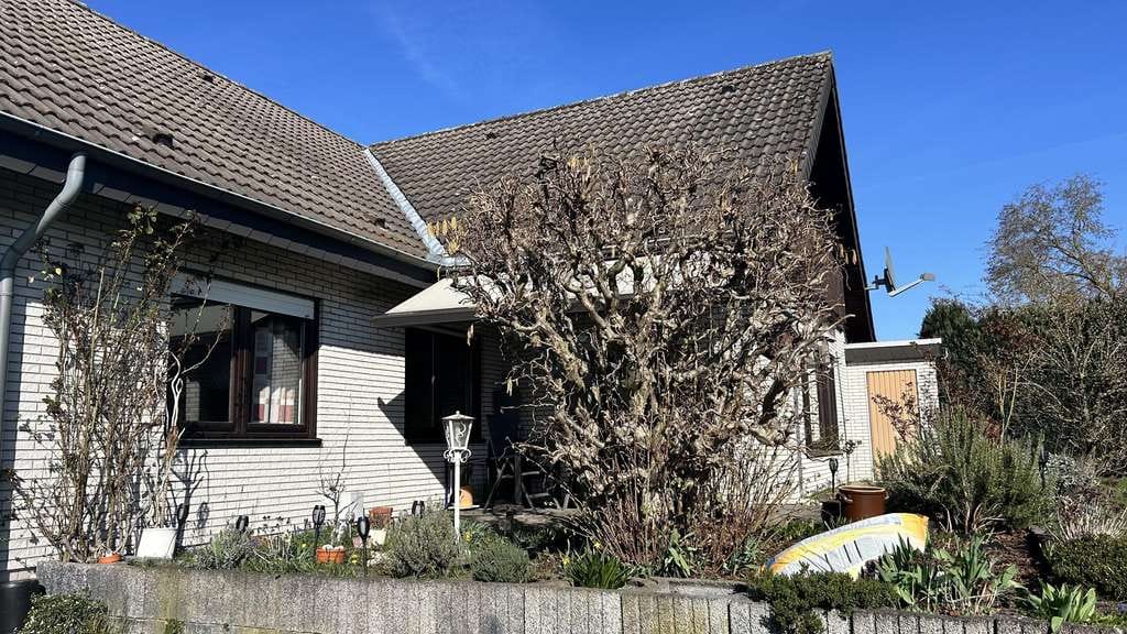 Immobilie in Rödinghausen - Charmanter Winkelbungalow! - Bild 1