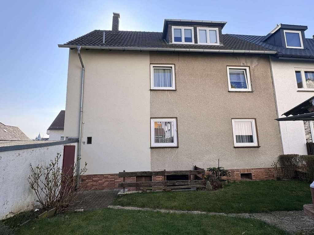 Immobilie in Kassel - Ein Haus mit Substanz, Raum und Perspektive – großzügiges Wohnen in Kassel-Niederzwehren - Bild 3