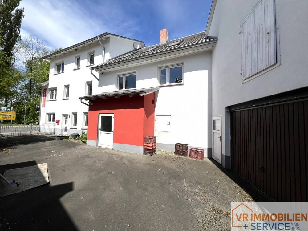 Immobilie in Römhild - Ihre Ideen brauchen Platz? - Wohn- und Geschäftshaus mit Potenzial in zentraler Lage von 98630 Römhild! - Bild 2