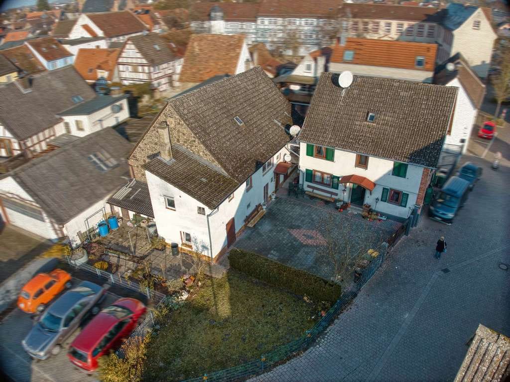 Immobilie in Erlensee - Schöne Gesamtanlage mit viel Platz zum Wohnen - Bild 1