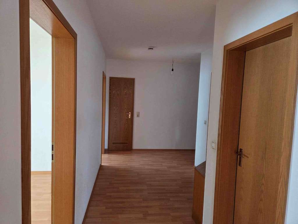 Immobilie in Bad Camberg - Ruhige, verkehrsgünstige 3-Zi. Whg. mit Balkon in Bad Camberg - Bild 4