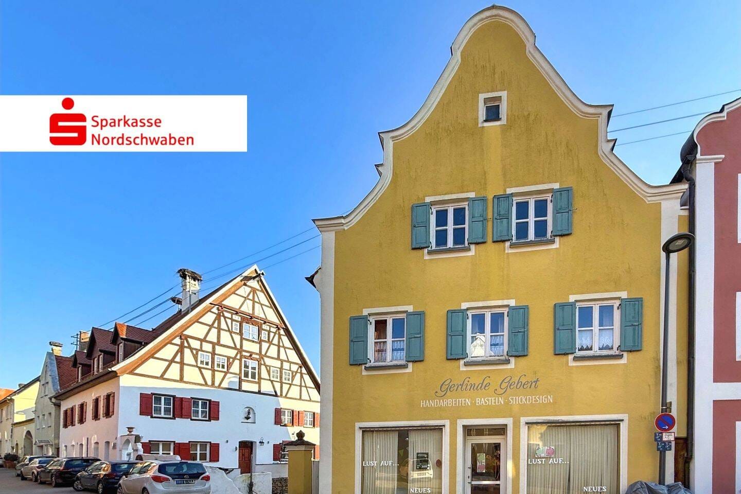 Immobilie in Oettingen i.Bay. - Denkmalgeschütztes Wohn- und Geschäftshaus mit Ausbaupotenzial in der Oettinger Altstadt - Bild 0