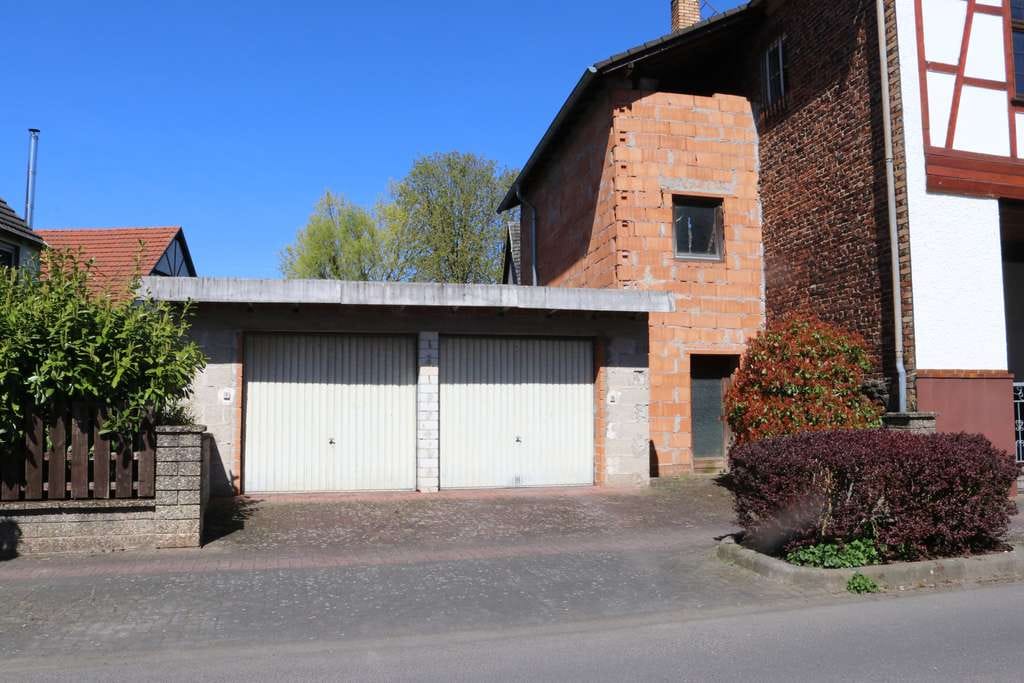 Immobilie in Fernwald - Ideal für Tierhaltung, Hobbys oder Handwerker: Schöne Hofreite in Fernwald-Albach - Bild 2