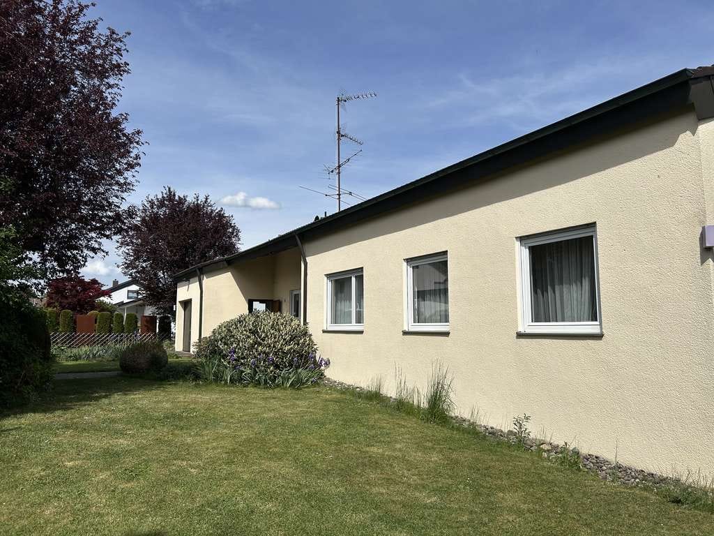 Immobilie in Allmendingen - Ideal für die Familie: Großzügiges Einfamilienhaus in Allmendingen - Bild 1