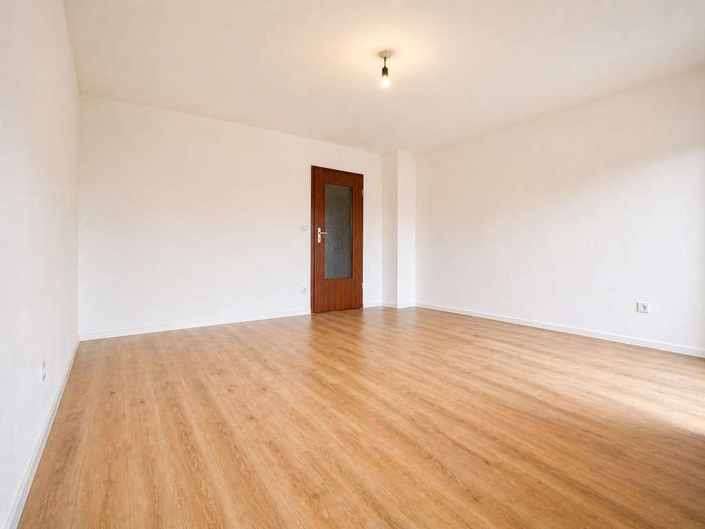 Immobilie in Hepberg - Familienfreundliche 5-Zimmer-Erdgeschosswohnung mit Gartenanteil und Garage +++ Bezugsfrei - Bild 3