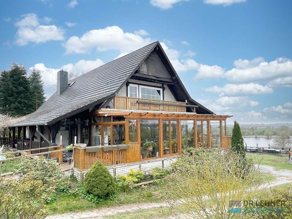 Immobilie in Havelberg - Exzellente Lage mit Blick auf die Havel! Zweifamilienhaus mit ELW auf idyllischem Grundstück! - Bild 0
