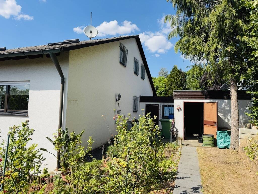 Immobilie in Uttenreuth - Top gepflegtes Einfamilienhaus in toller Lage von Uttenreuth-Weiher - Bild 2