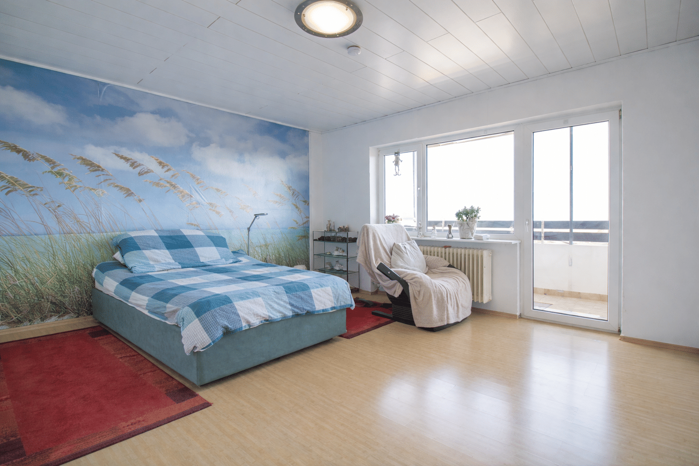 Immobilie in Babenhausen - Penthousefeeling! 4-Zimmer-Wohnung im 7. Obergeschoss mit Weitblick, Balkon & Tiefgarage - Bild 3