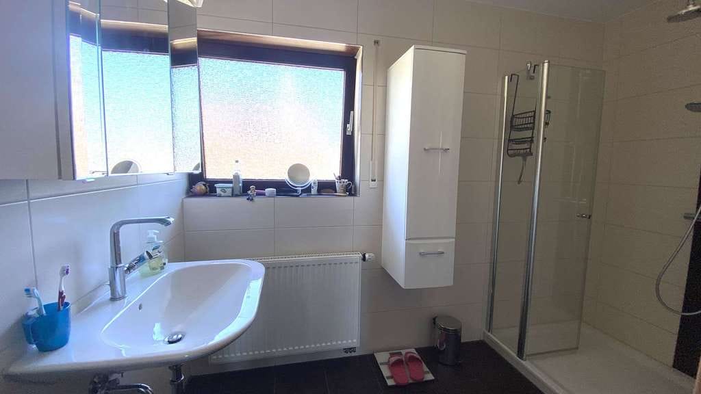 Immobilie in Löchgau - Charmantes Reihenmittelhaus in ruhiger Stadtrandlage von Löchgau ! - Bild 4