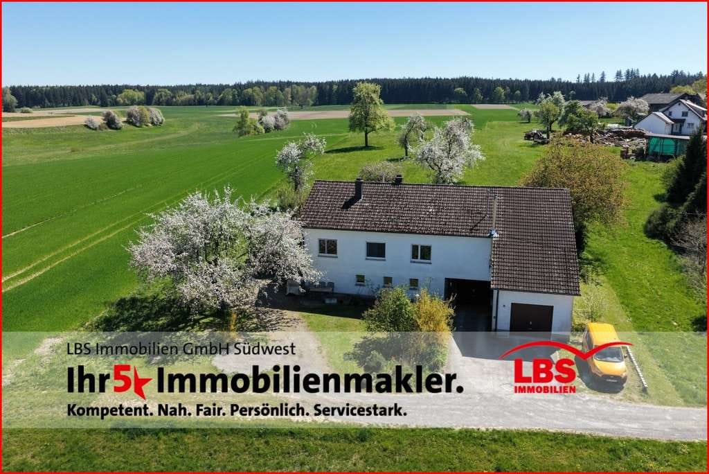 Immobilie in Pfullendorf - Kleinod im Außenbereich! Zwei Wohneinheiten mit viel Platz in herrlicher Alleinlage - Bild 0