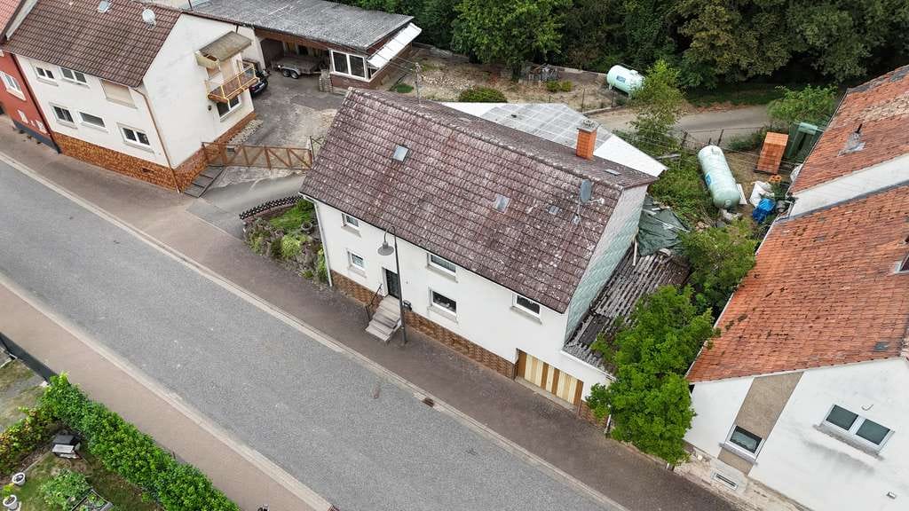 Immobilie in Sankt Alban - Platz für die Familie und Dachterrasse - Bild 4
