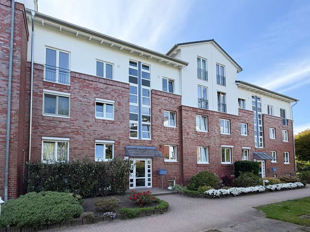 Immobilie in Tornesch - Helle 3-4 Zimmer-Wohnung mit Balkon, Carport und moderner Raumaufteilung - Bild 0