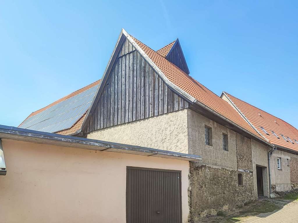 Immobilie in Harzgerode - Historisches Erbe trifft Moderne - ritterlicher Freihof mit Wohneinheiten, Gewerbe und Photovoltaik - Bild 4